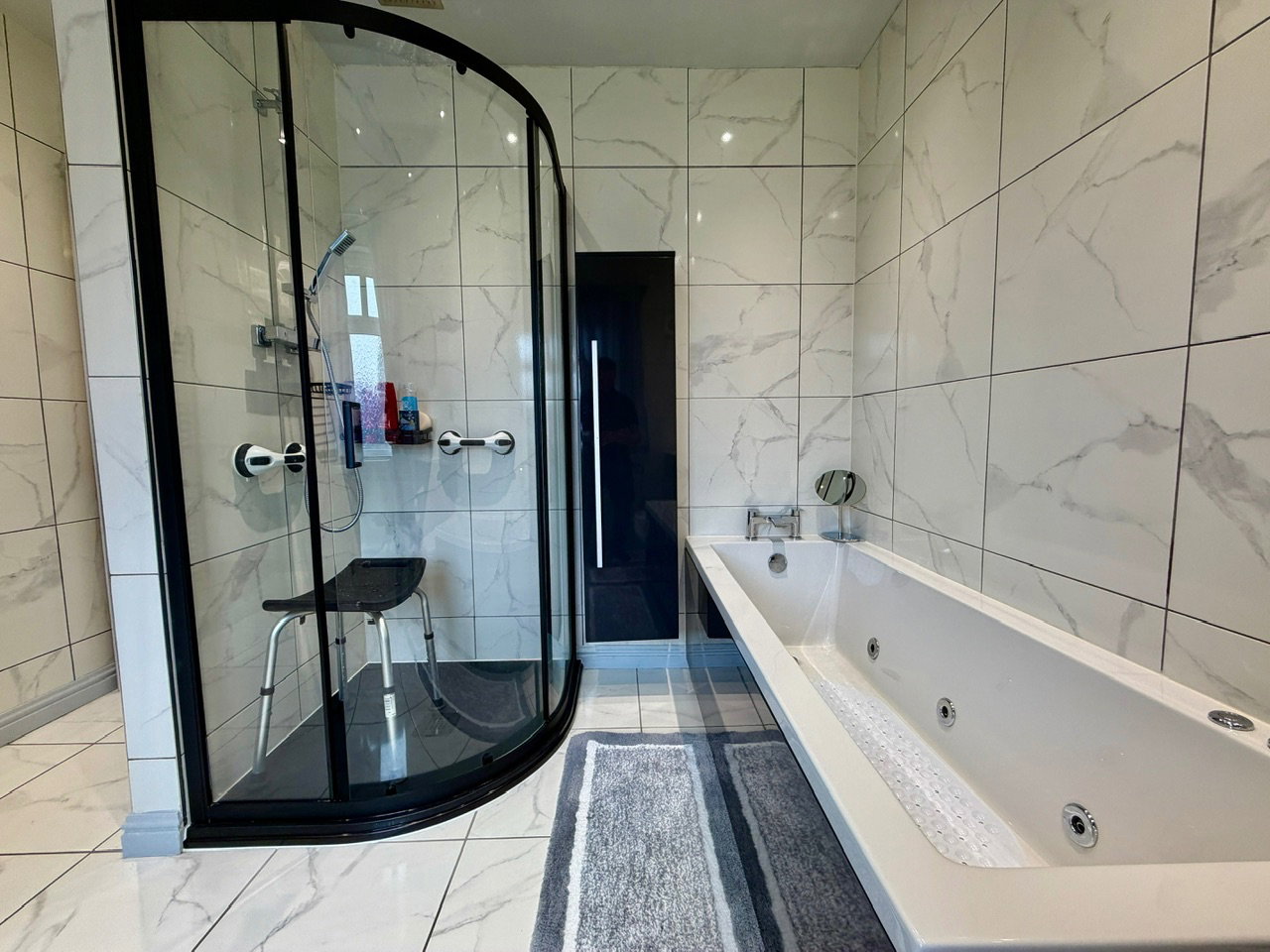 Semi Detached Bungalow for sale in Blackwood, Pantycefn Road, Markham, Blackwood, NP12 0QD