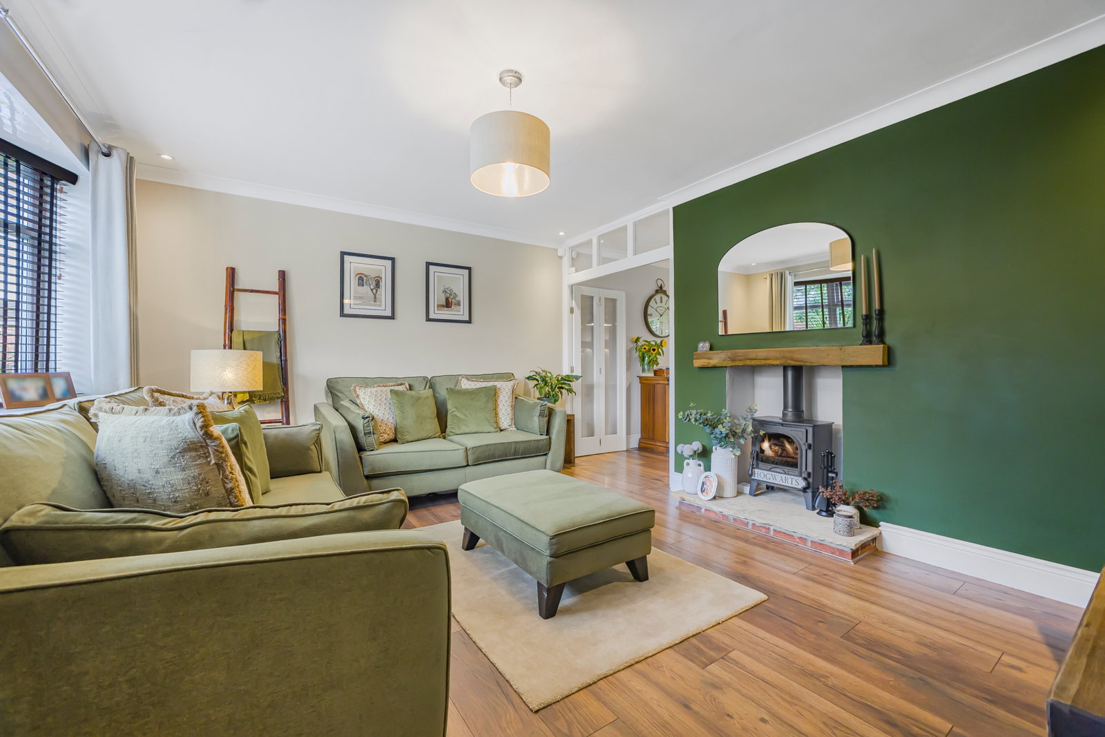 Semi Detached House for sale in Stockton-on-tees, Branksome Grove, Hartburn, 1305 m²