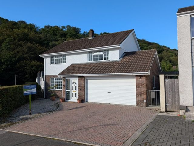 Detached House for sale in St. Austell, Turnavean Road, St. Austell, PL25 5NX