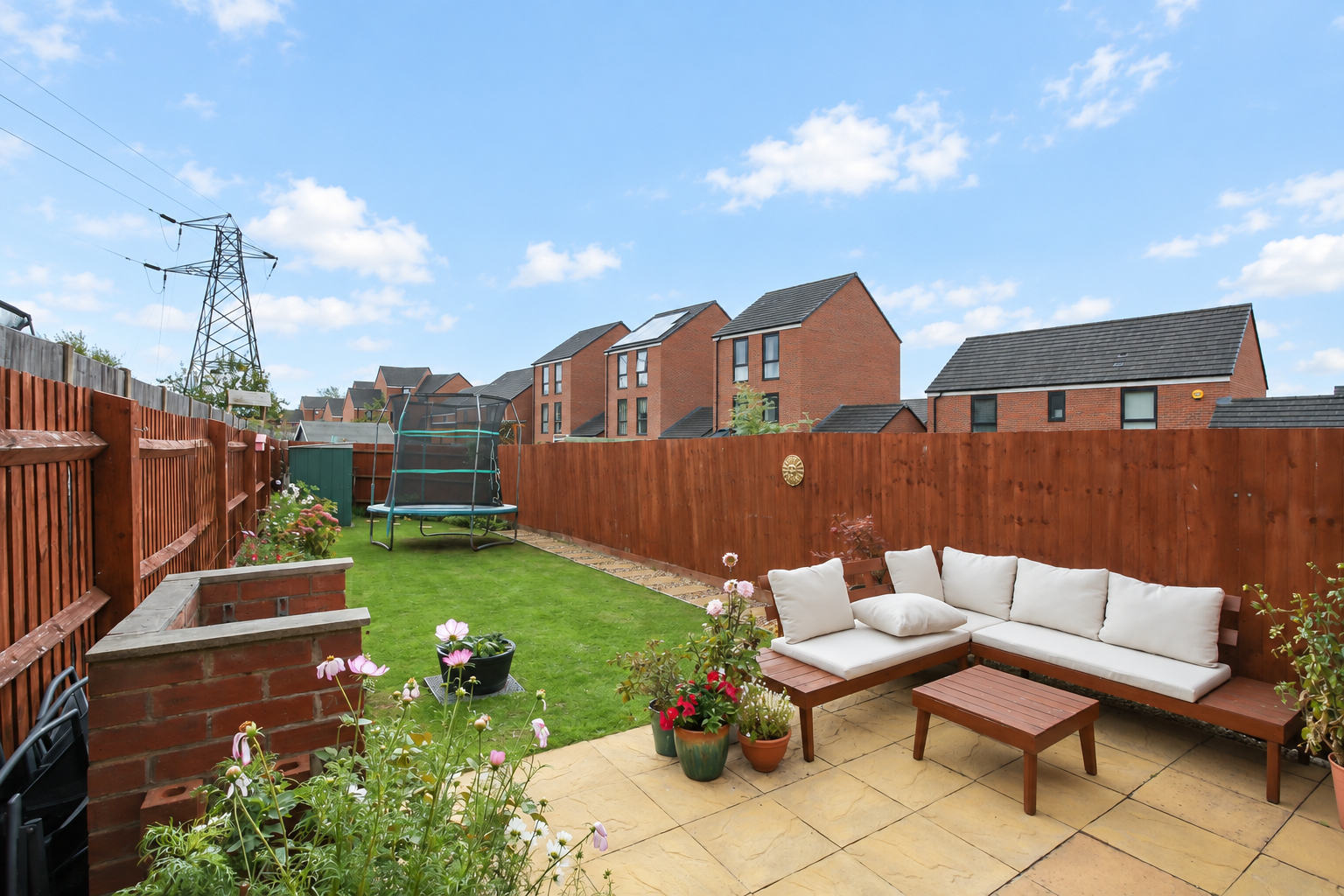 End Of Terrace House for sale in Birmingham, Lower Beeches Road, Birmingham, B31 5JA