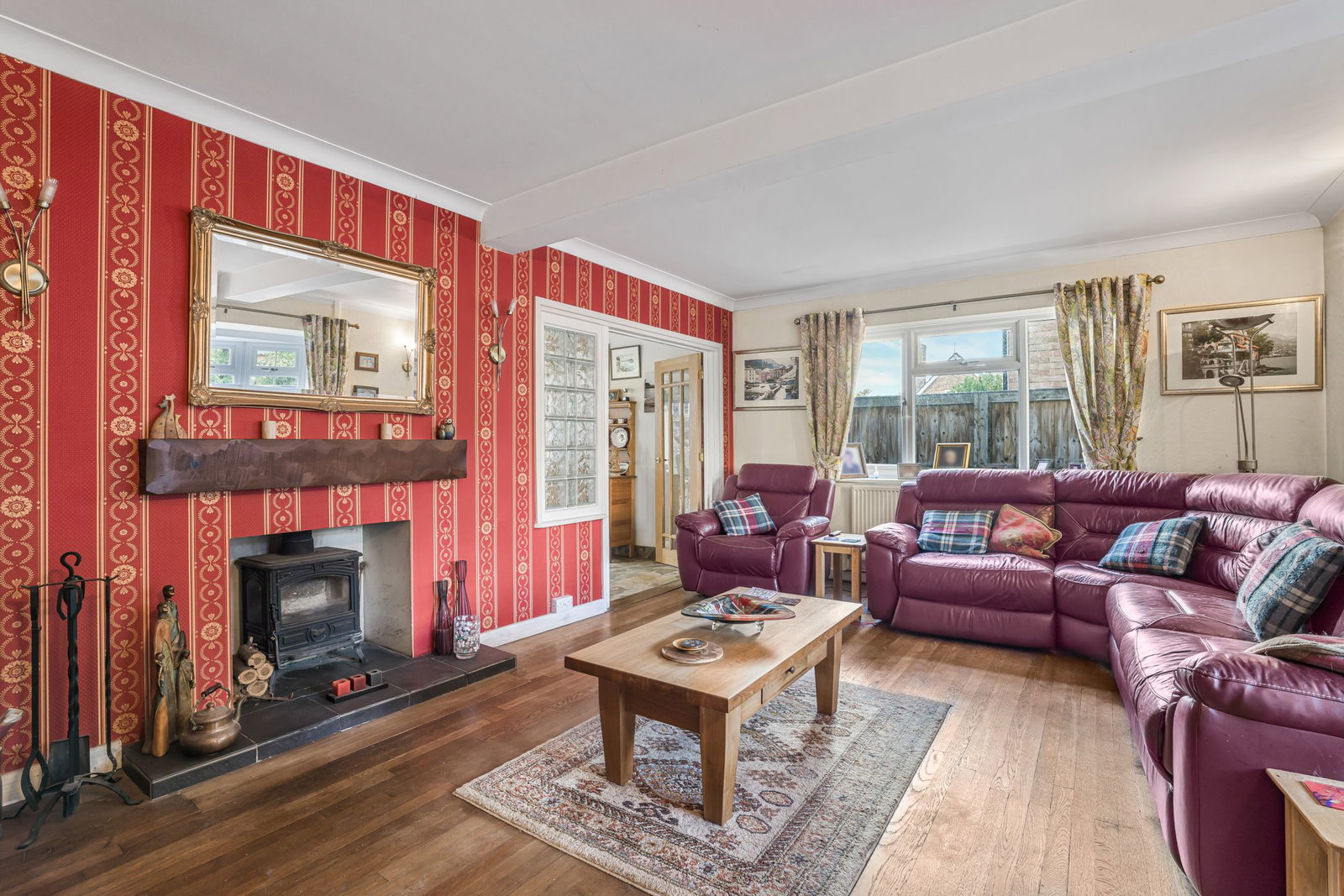 Detached House for sale in Gloucester, Tuffley Avenue, Gloucester, GL1 5
