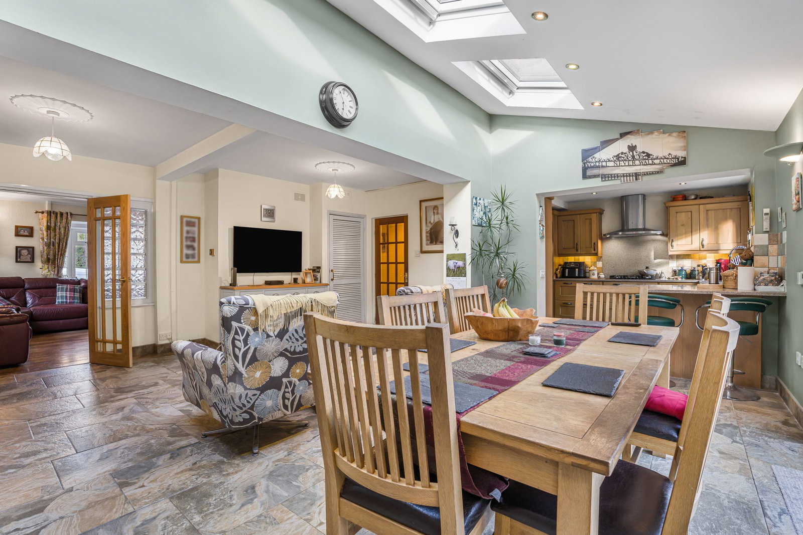 Detached House for sale in Gloucester, Tuffley Avenue, Gloucester, GL1 5
