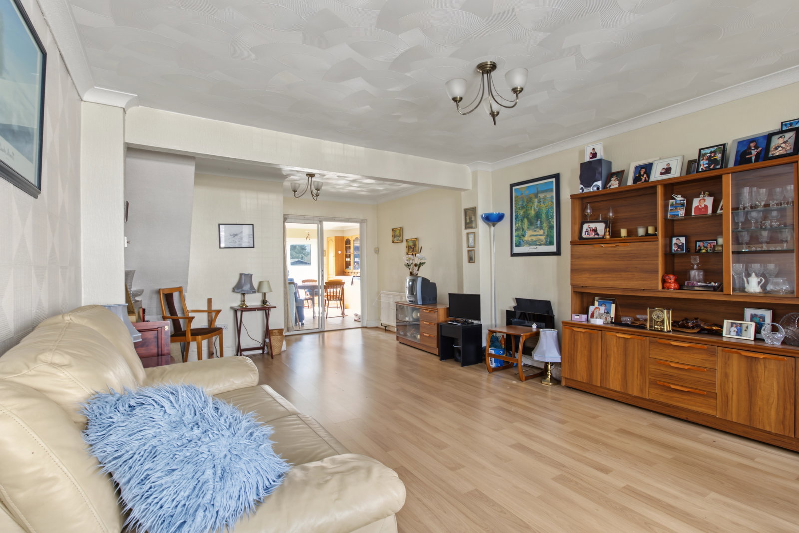 End Of Terrace House for sale in Hornchurch, Diban Avenue, Elm Park, RM12 4YH, 1076 m²