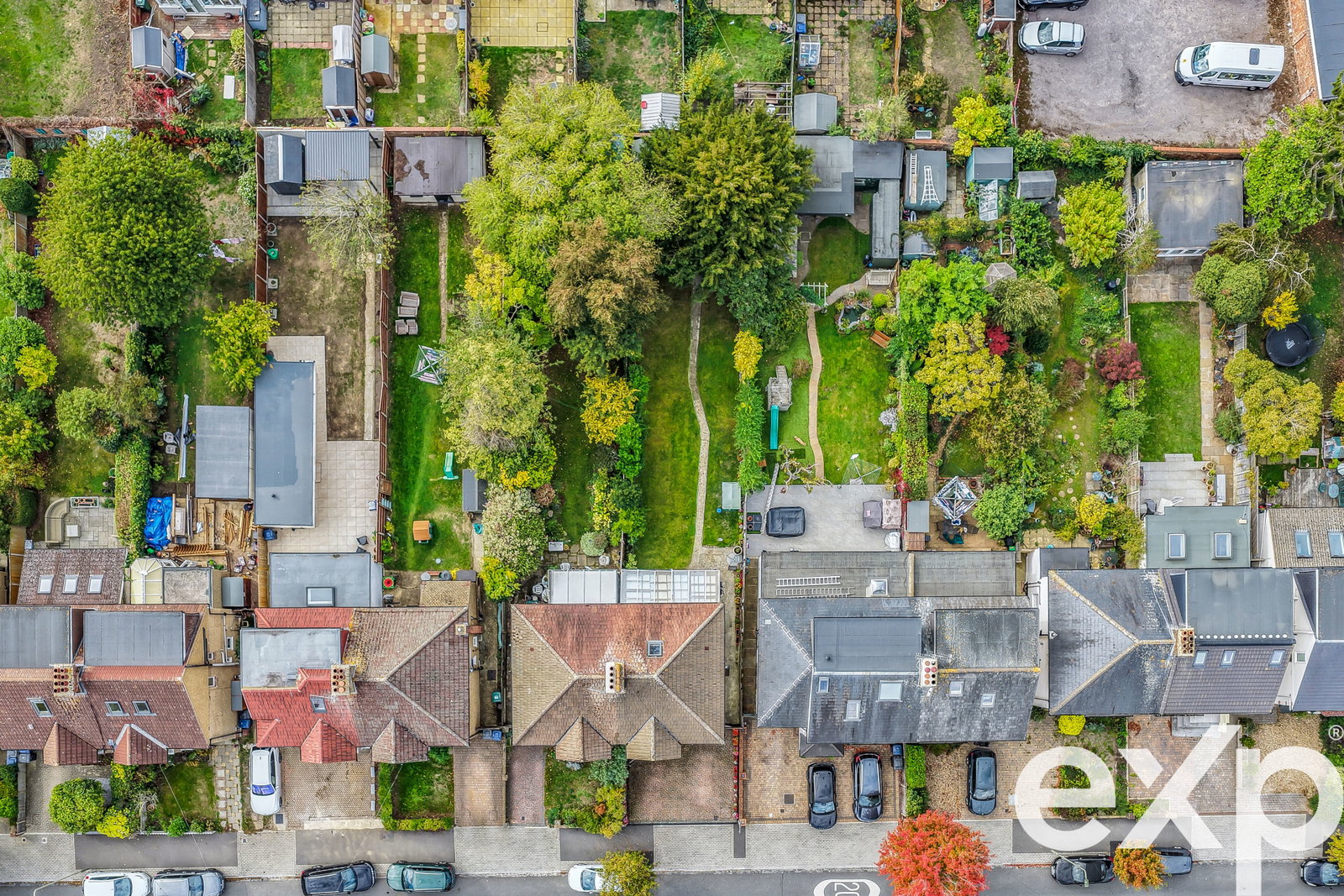 Semi Detached House for sale in Barnet, Wentworth Road | Barnet | EN5, 1076 m²