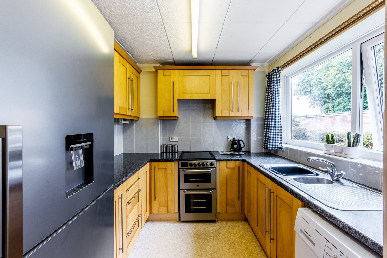 Ground Floor Flat for sale in Sutton Coldfield, Moorfield Drive, Sutton Coldfield, B73 5LG, 684 m²