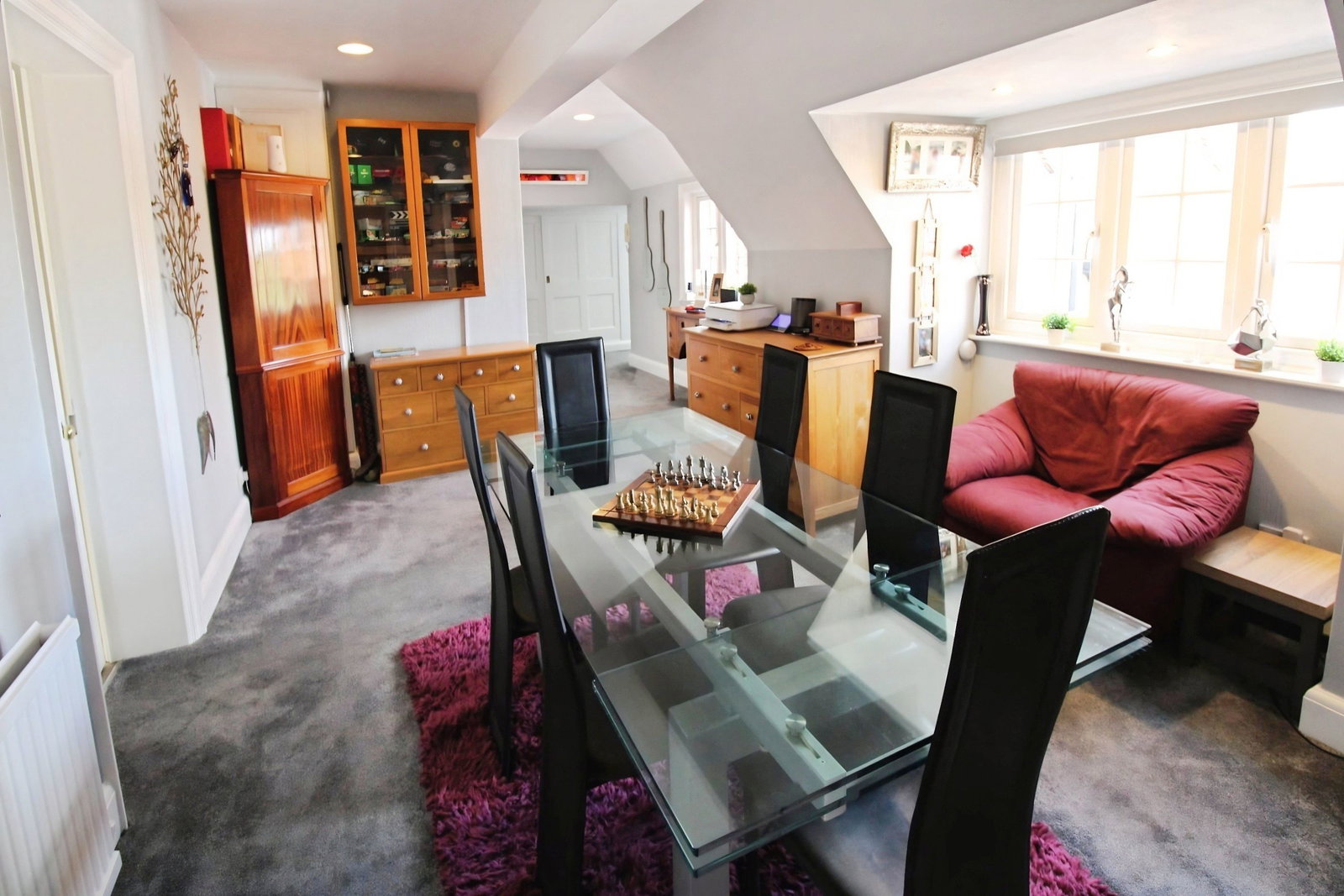 Apartment for sale in Pinner, Eastcote Place, Pinner, GREATER LONDON, HA5 2EL