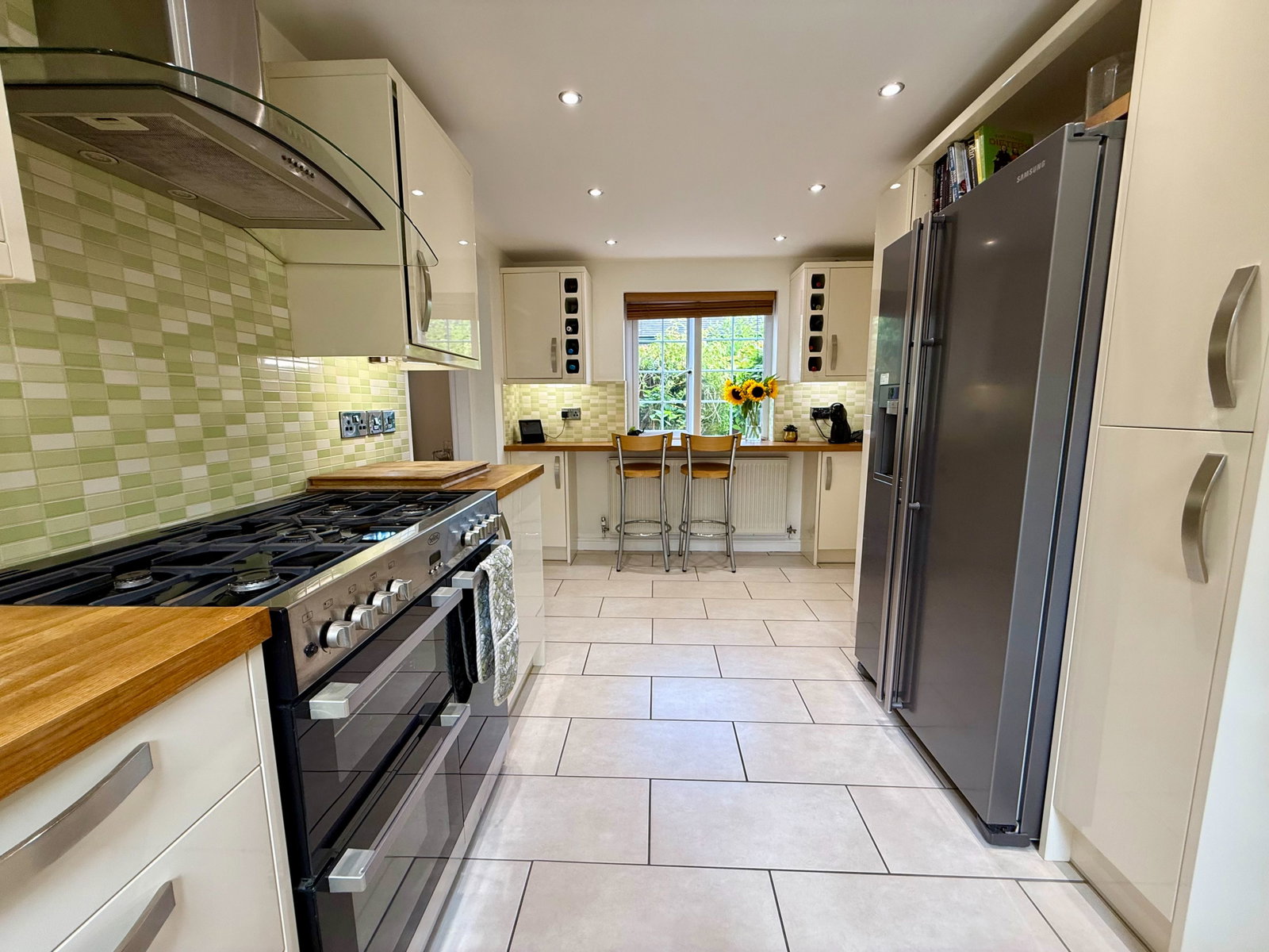 Detached House for sale in Swadlincote, Wood Farm Lane, Woodville