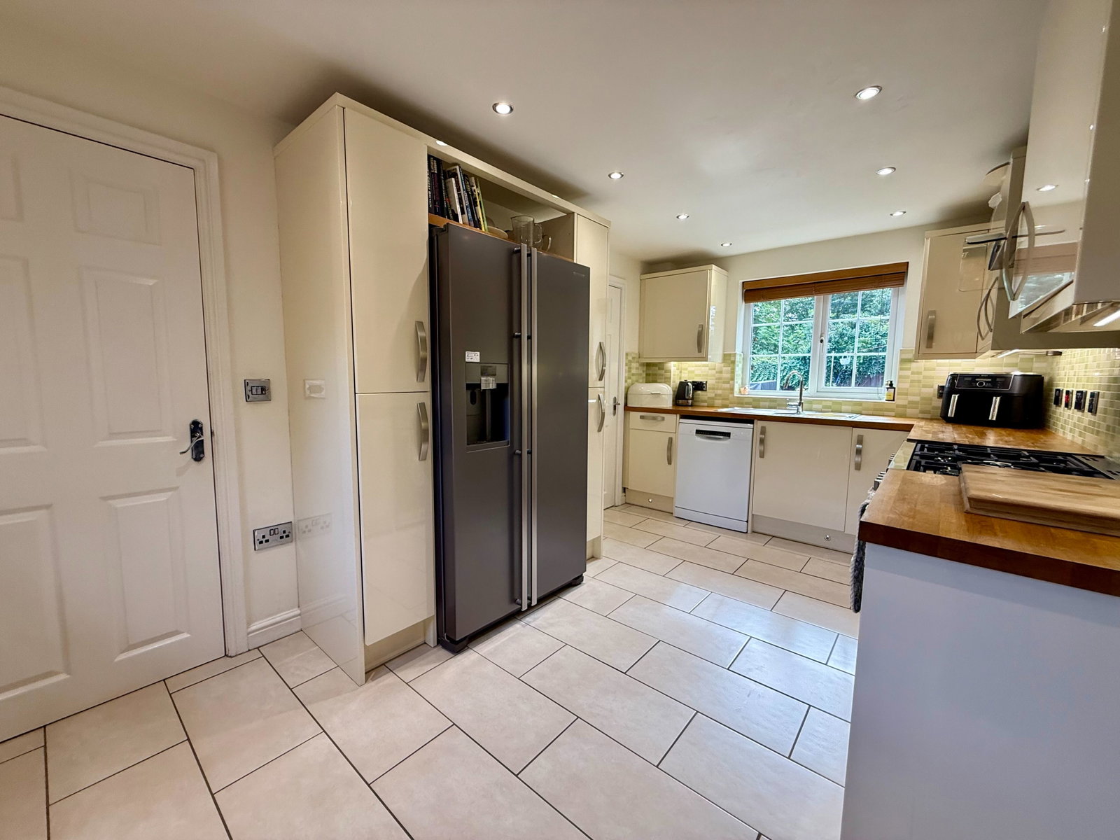 Detached House for sale in Swadlincote, Wood Farm Lane, Woodville