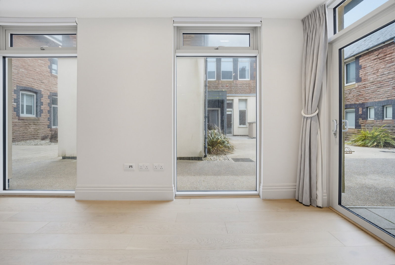 Ground Floor Flat for sale in Porthcawl, 3 The Rest, Rest Bay, Porthcawl, CF36 3UP, 784 m²