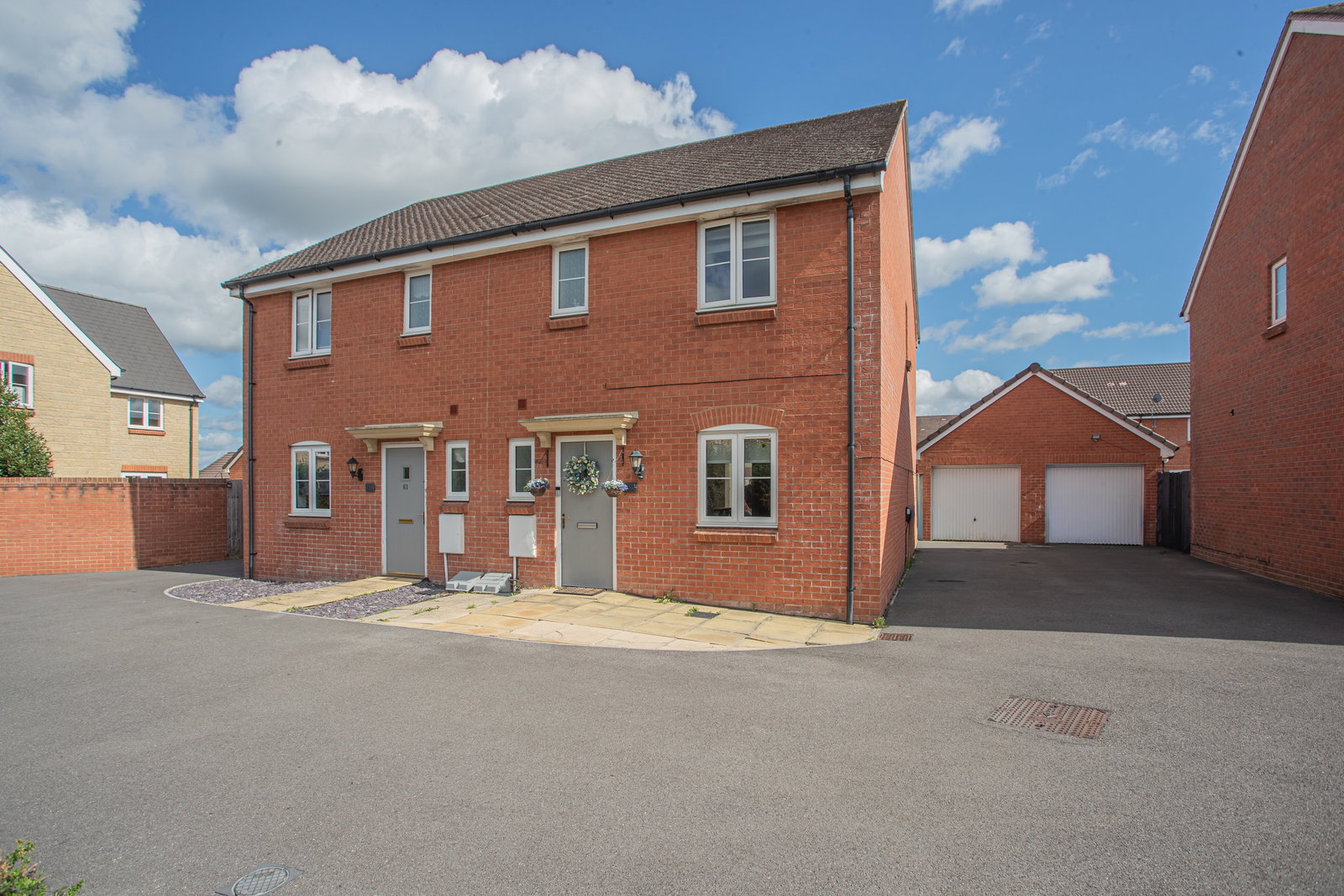 Semi Detached House for sale in Melksham, Linnet Lane, Melksham