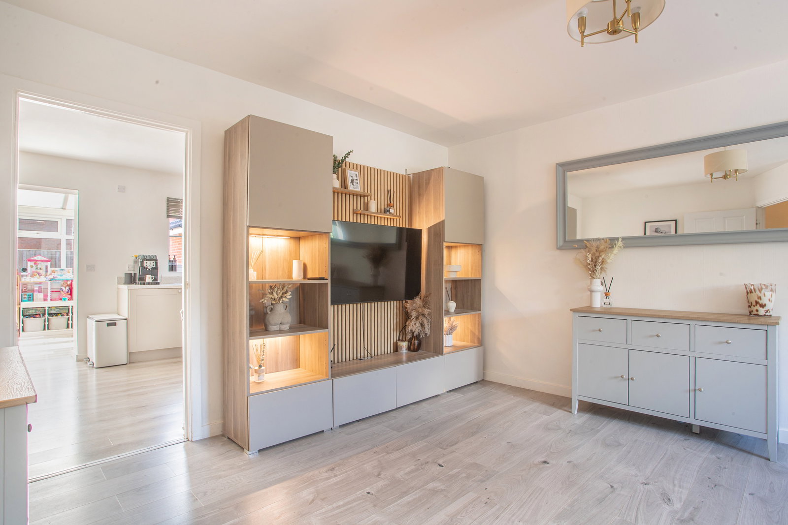 Semi Detached House for sale in Melksham, Linnet Lane, Melksham
