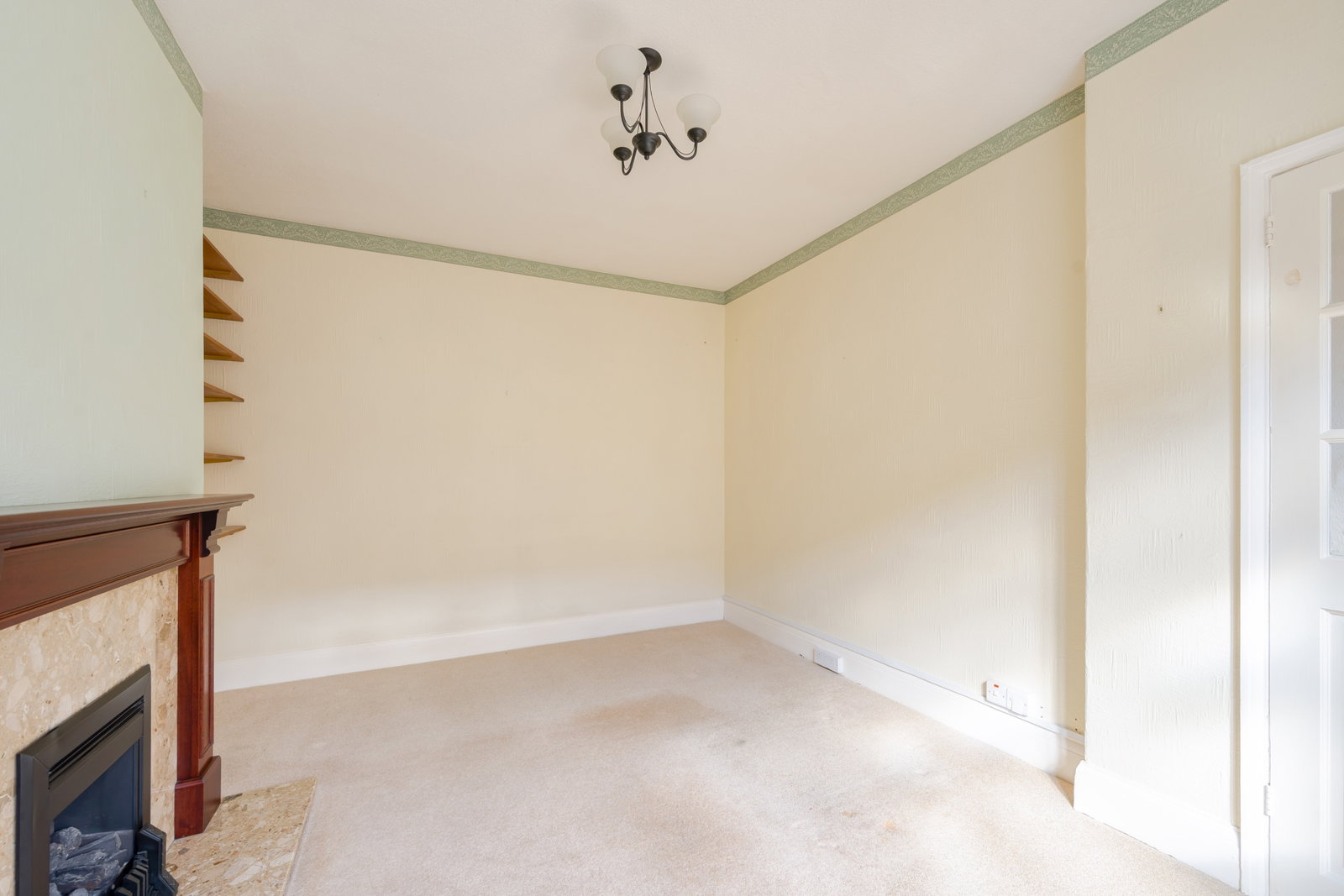 Semi Detached House for sale in Grantham, Wyndham Close in Grantham, 893 m²