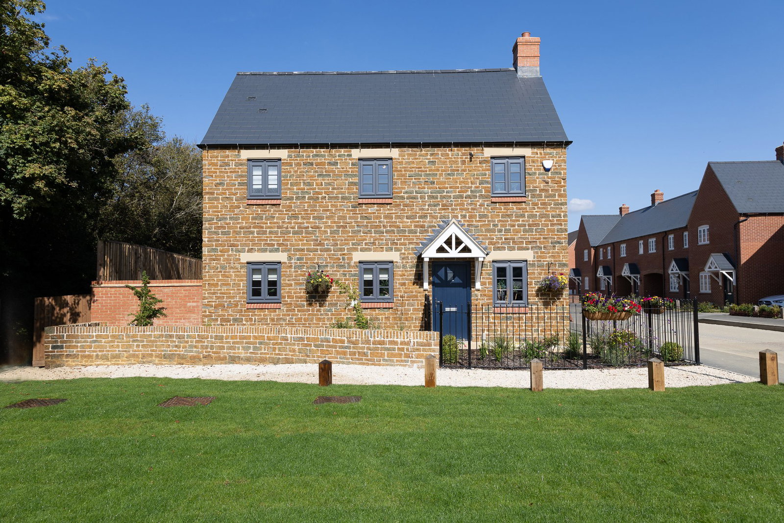 Detached House for sale in Brackley, Field View, Brackley, NN13 6BL