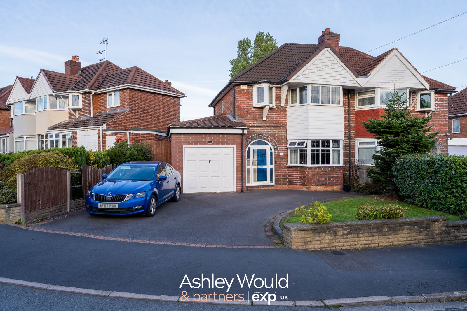 Semi Detached House for sale in Halesowen, Frankley Avenue, Halesowen, B62 0EH
