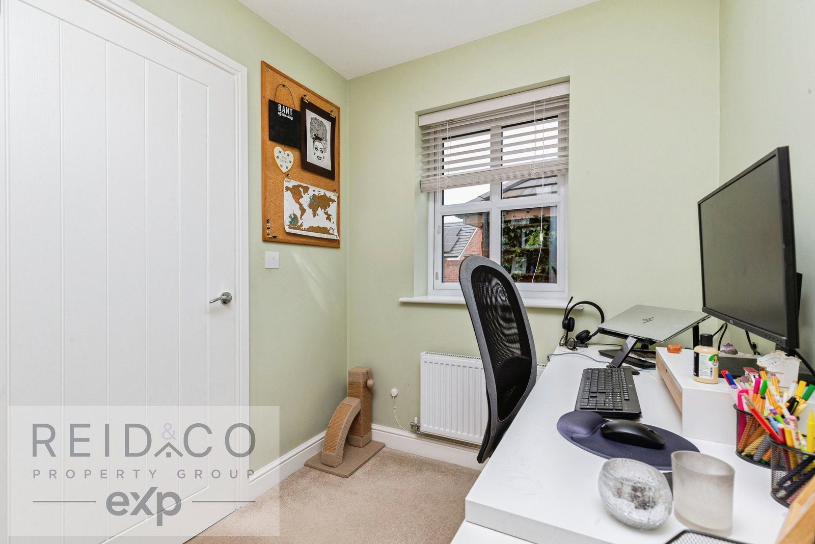 Detached House for sale in Preston, Redwood Drive, Cottam, Preston, PR4 0EX, 1729 m²