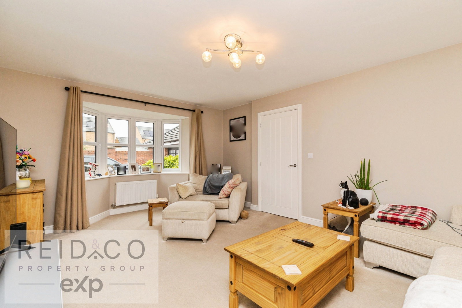 Detached House for sale in Preston, Redwood Drive, Cottam, Preston, PR4 0EX, 1729 m²