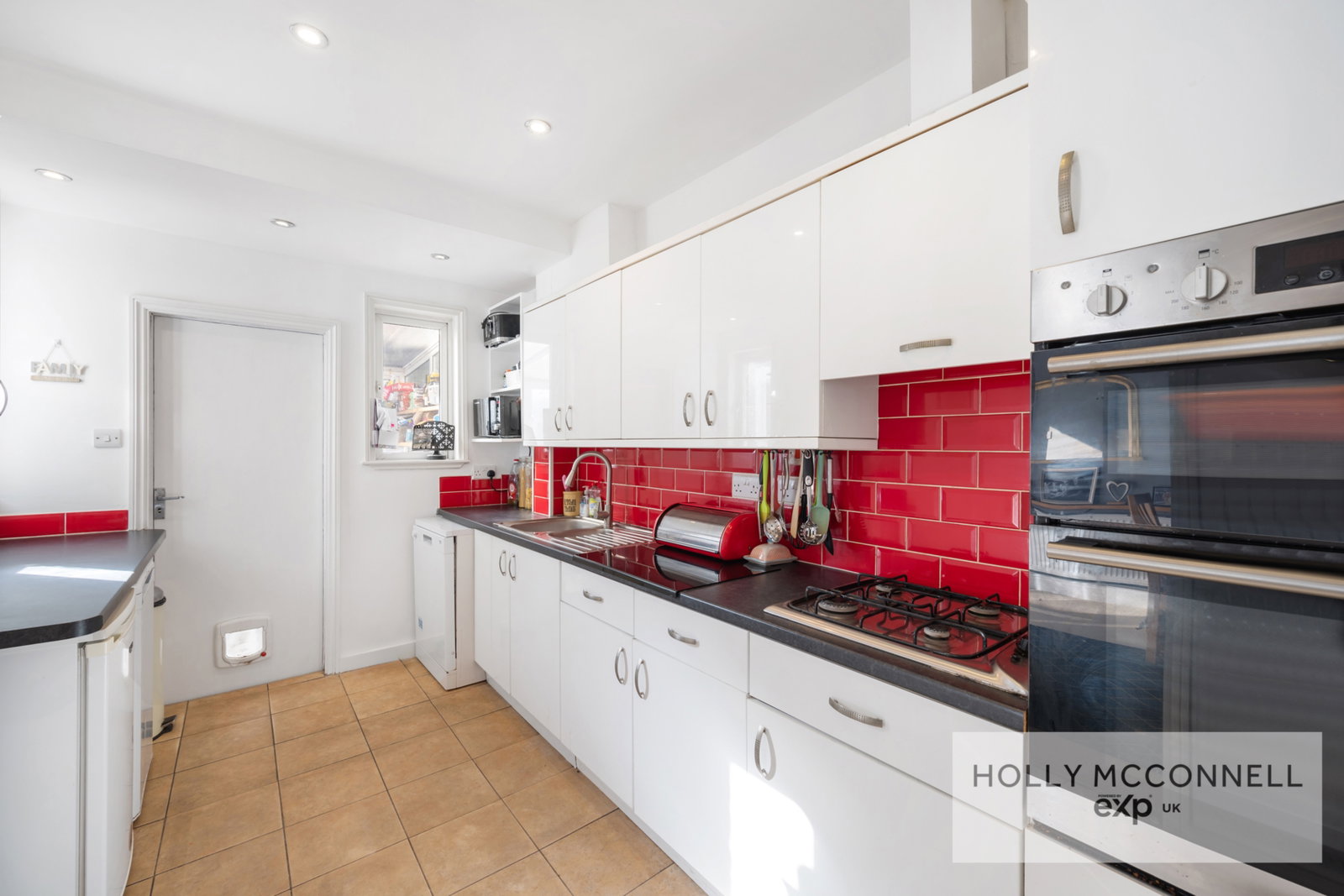Terraced House for sale in Bromley, Gilbert Road, Bromley, BR1 3QP, 1458 m²