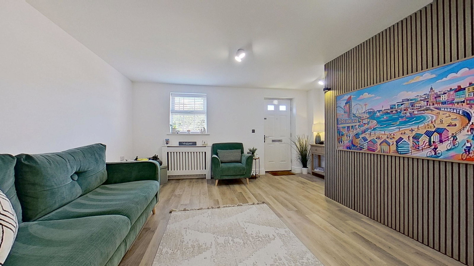 Semi Detached House for sale in Margate, Castle Drive, Margate, CT9 4FN