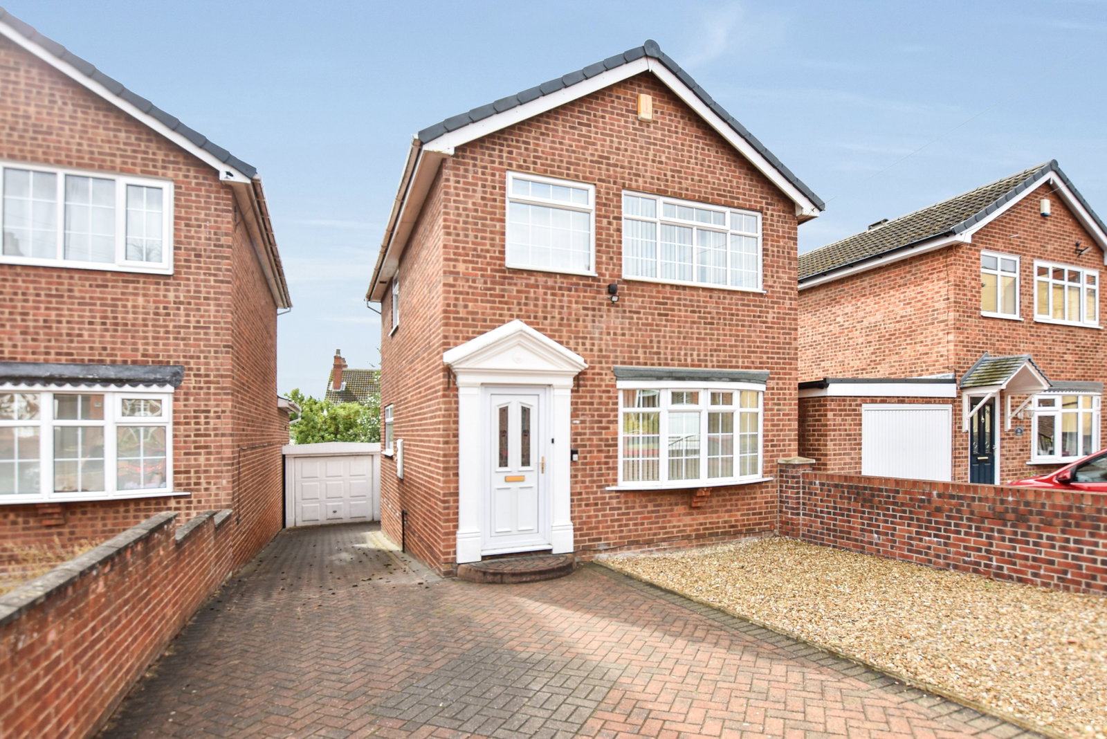 Detached House for sale in Leeds, Churchfield Road, ROTHWELL, Leeds LS26 0EJ