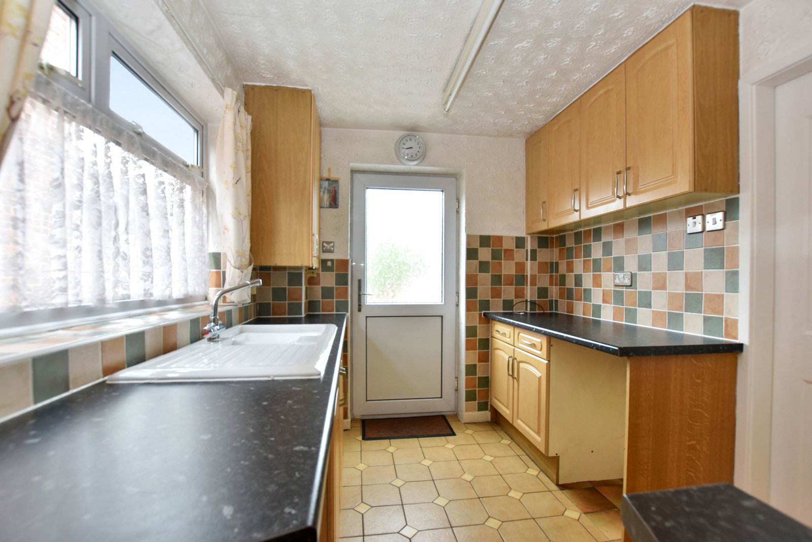 Detached House for sale in Leeds, Churchfield Road, ROTHWELL, Leeds LS26 0EJ