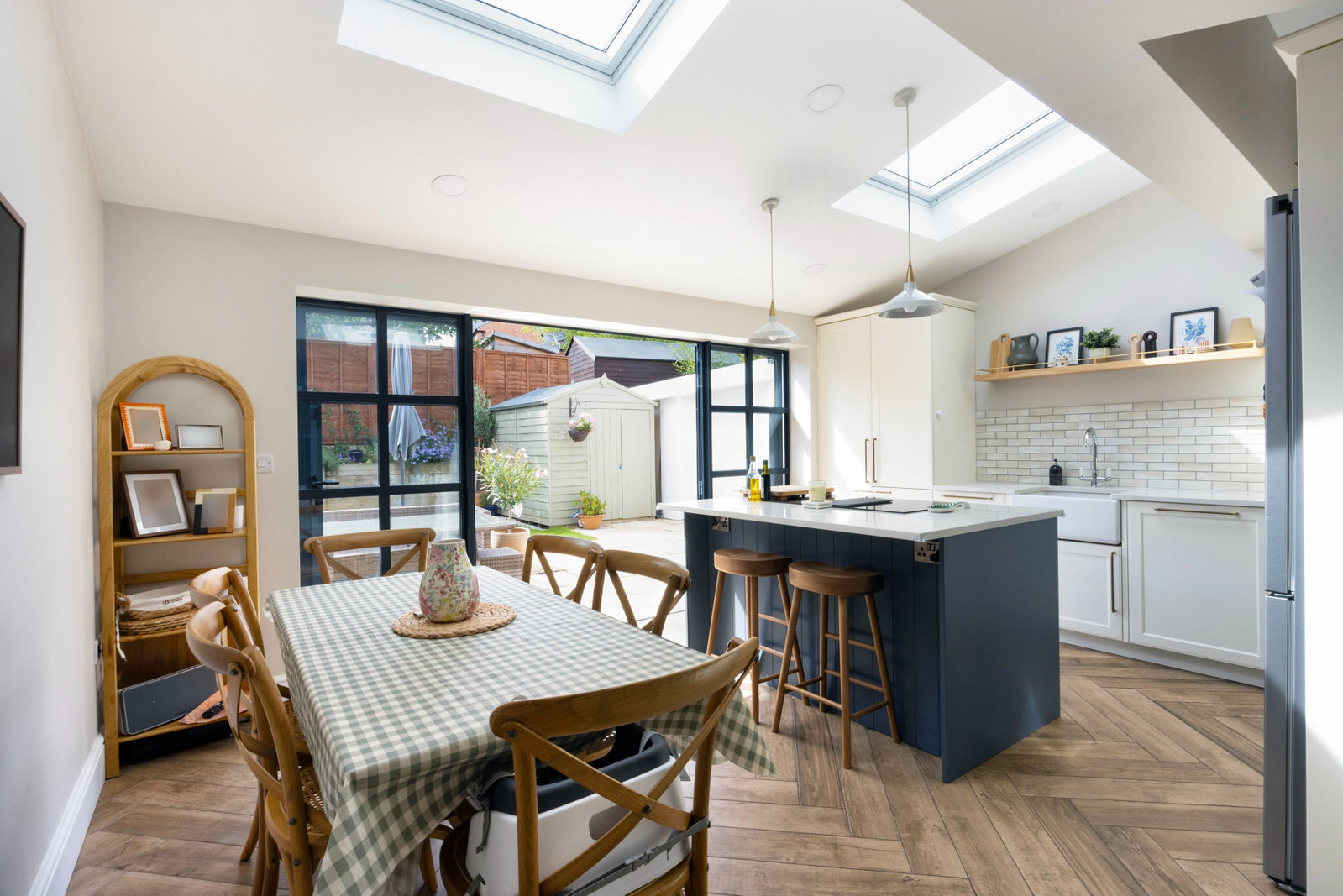 Semi Detached House for sale in Cheltenham, Naunton Way, Cheltenham, GL53 7BQ