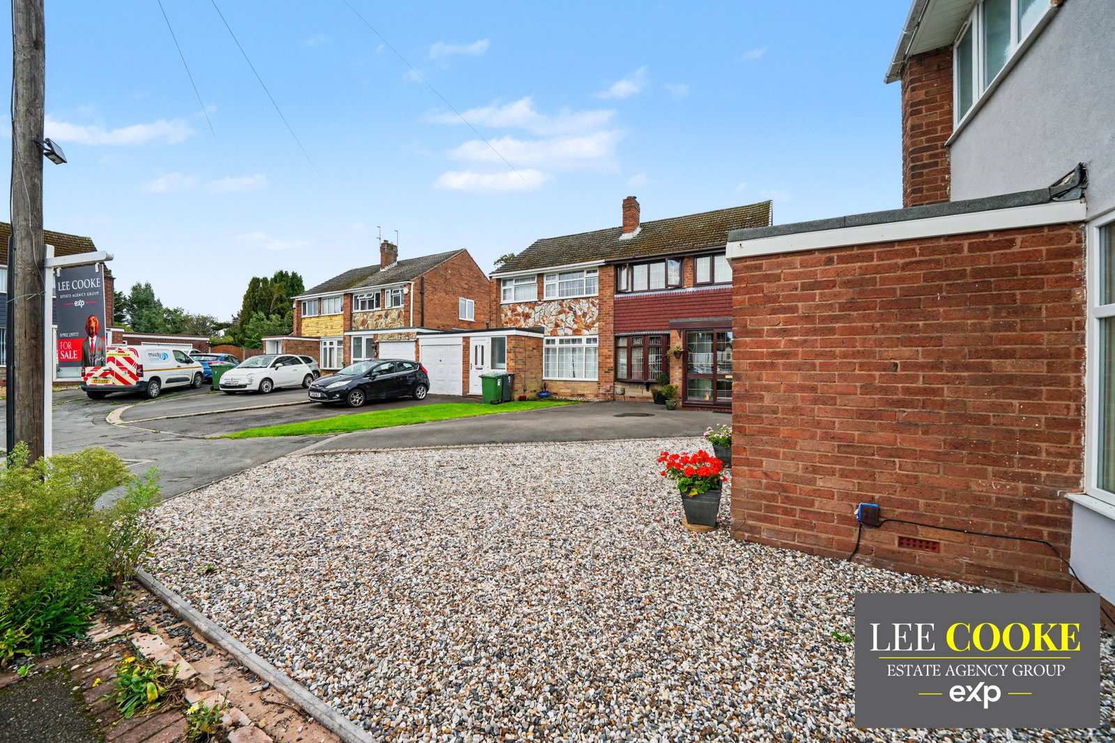 Semi Detached House for sale in Wolverhampton, Wollaston Crescent, Wednesfield, Wolverhampton, WV11 1NP