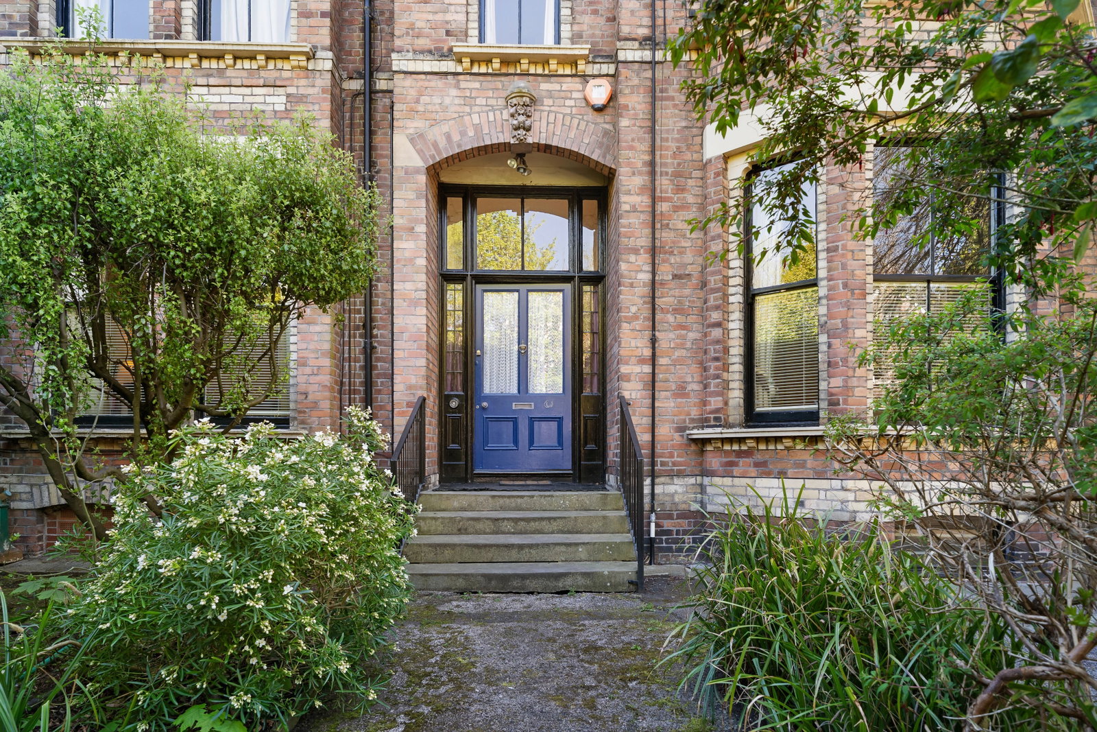 Semi Detached House for sale in Liverpool, Linnet Lane, Sefton Park, 5242 m²
