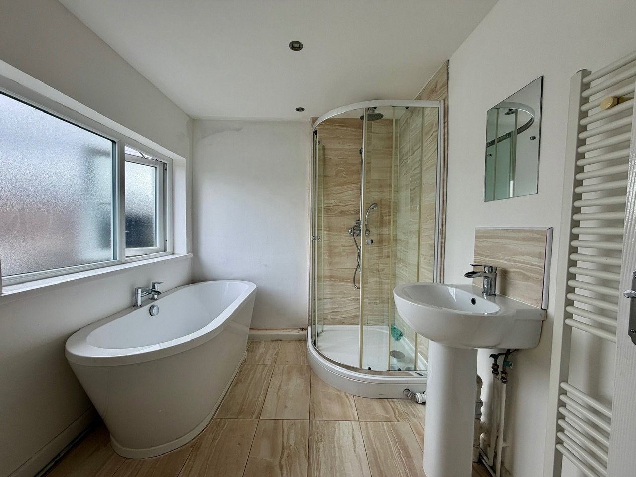 Terraced House for sale in Ebbw Vale, Mount Pleasant Road, Ebbw Vale, NP23 6JH