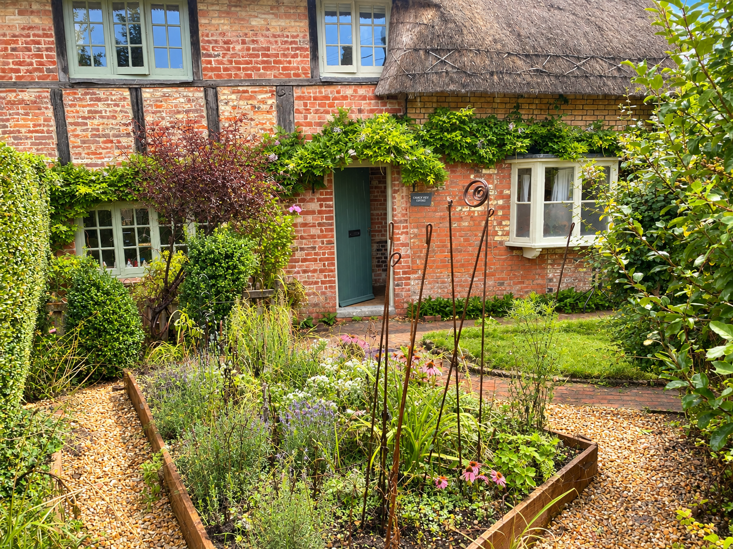 End Of Terrace House for sale in Devizes, Bishop's Cannings, Devizes, Wiltshire, SN10, 766 m²