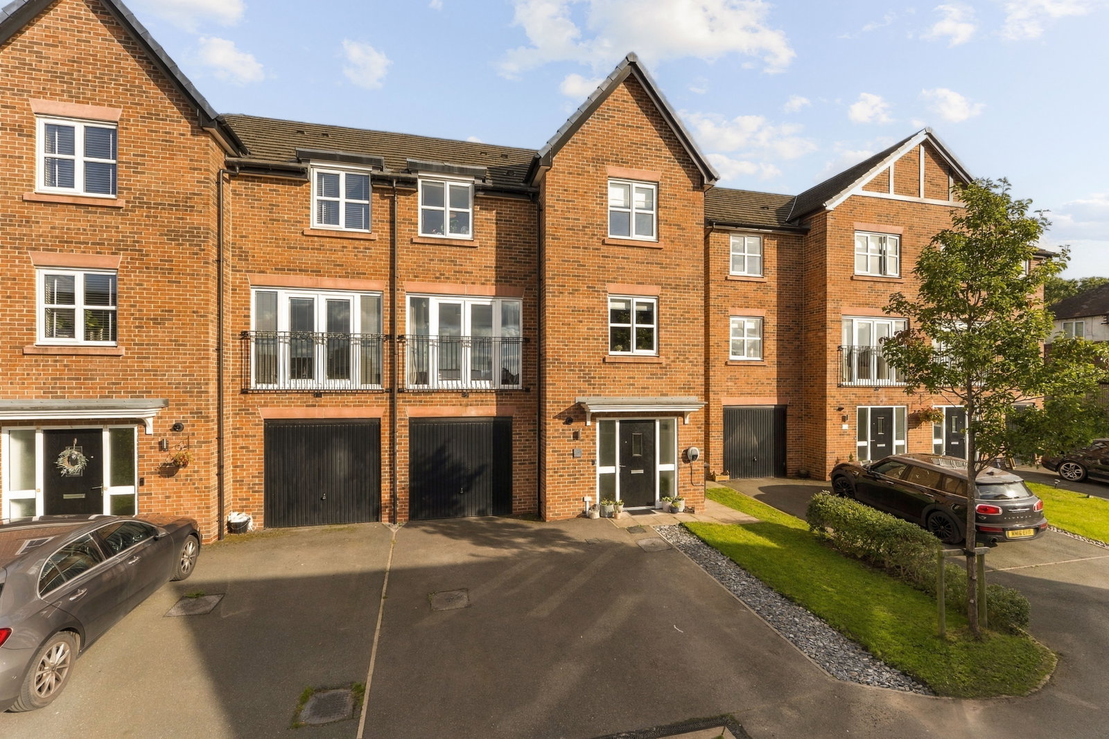 Semi Detached House for sale in Macclesfield, Waterways, Macclesfield, 1388 m²