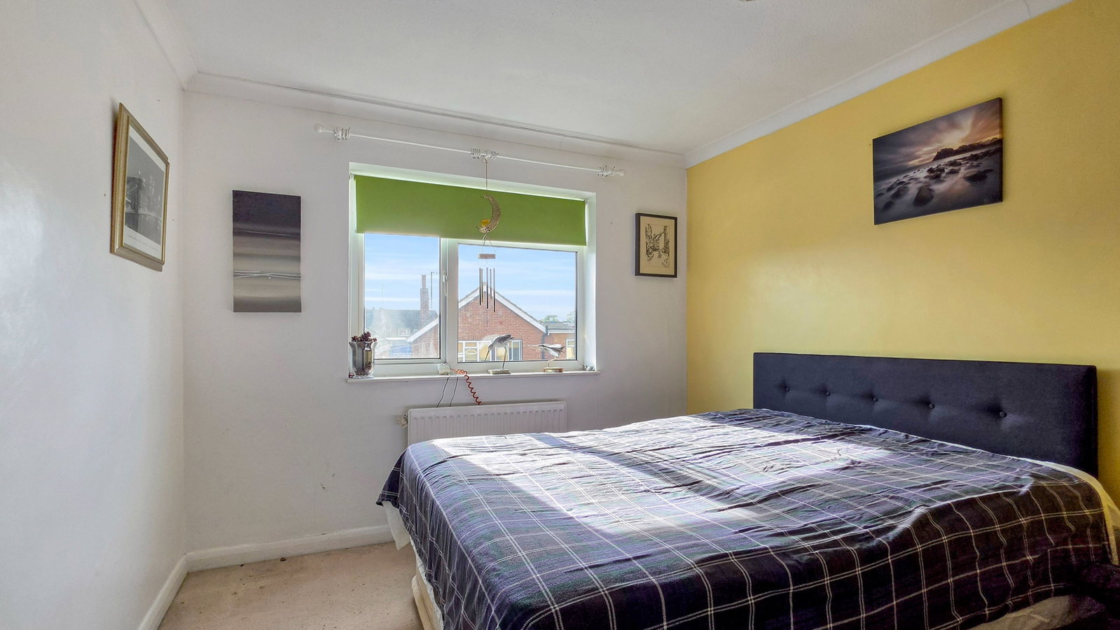 Semi Detached House for sale in Gloucester, Holmwood Drive, Tuffley, Gloucester, GL4 0PS