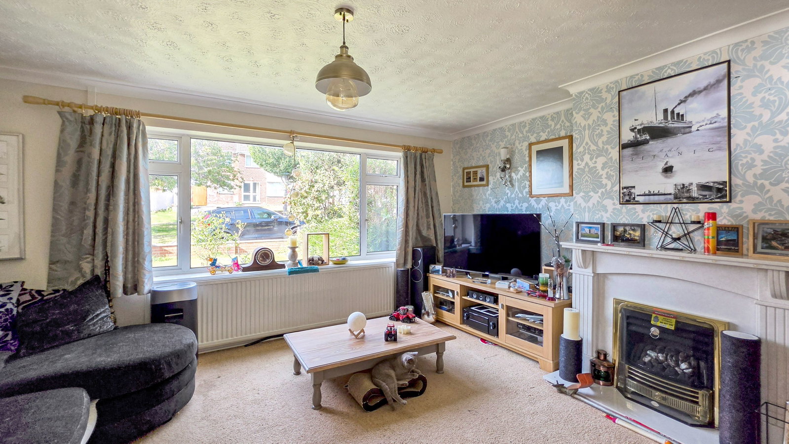 Semi Detached House for sale in Gloucester, Holmwood Drive, Tuffley, Gloucester, GL4 0PS