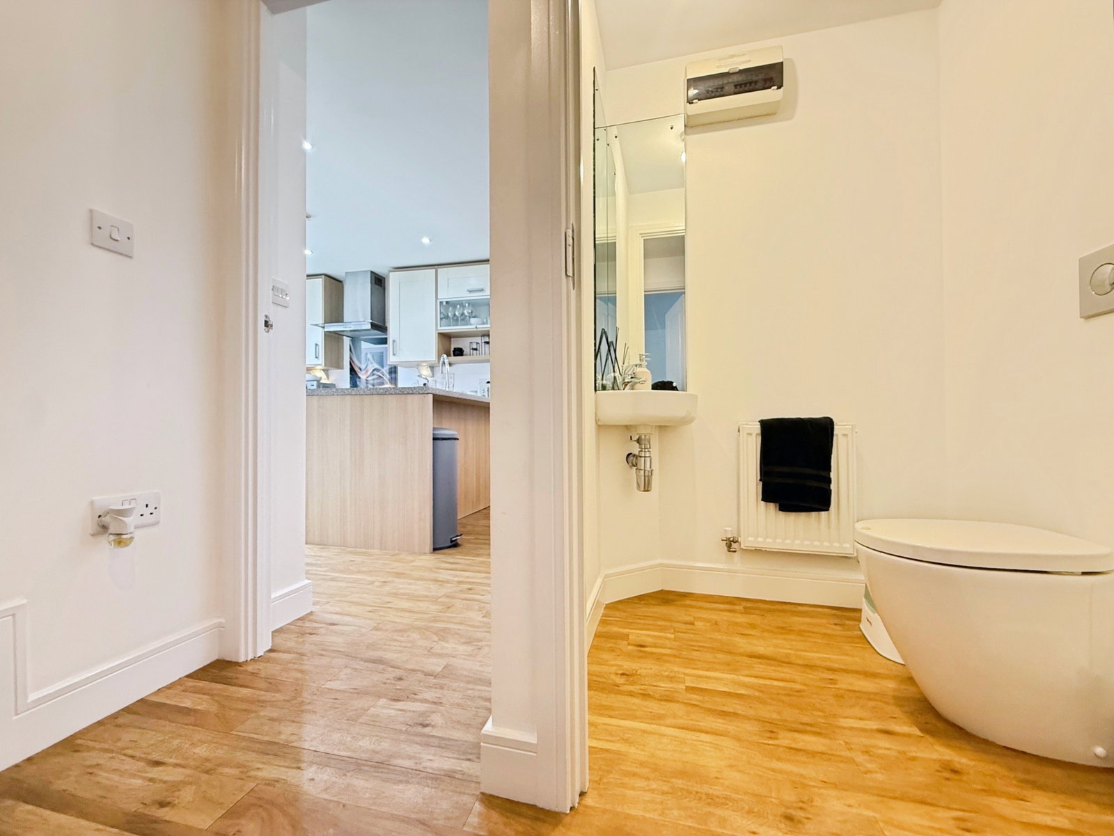 Detached House for sale in Swansea, Heol Daniel, Pontarddulais, Swansea, West Glamorgan SA4