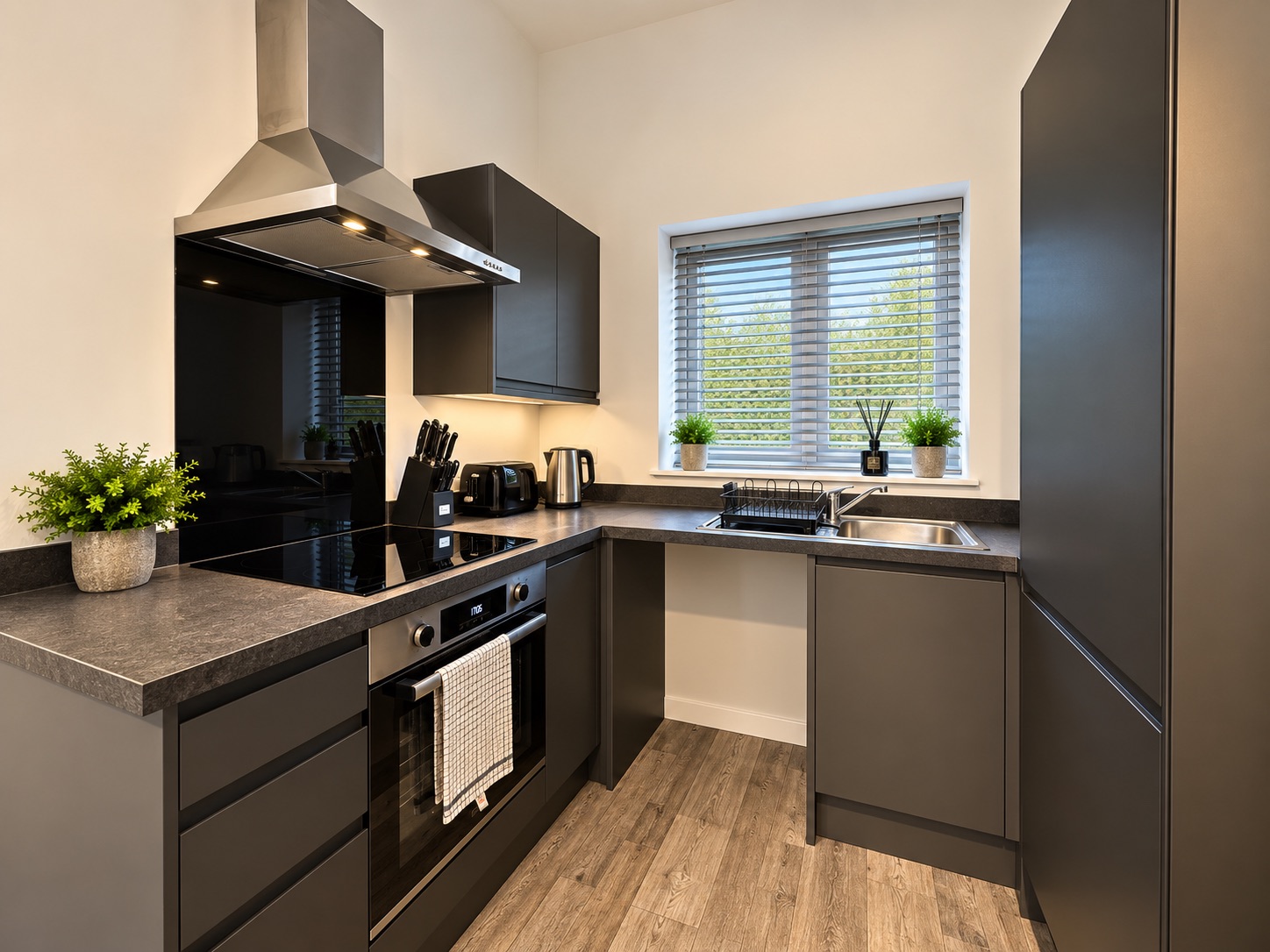 Maisonette for sale in Mansfield, Highlanders Hill , Mansfield, Nottinghamshire, NG18 4ZF
