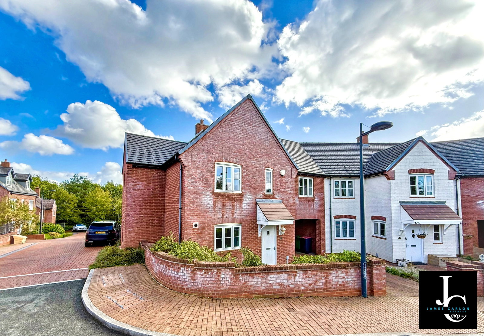 End Of Terrace House for sale in Telford, Little Green Avenue, Telford, TF4 3QR, 1343 m²