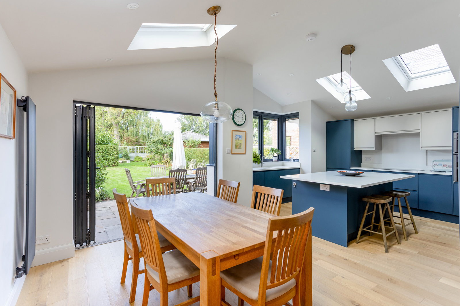 Semi Detached House for sale in York, Westlands Grove, York, YO31 1EG, 1643 m²