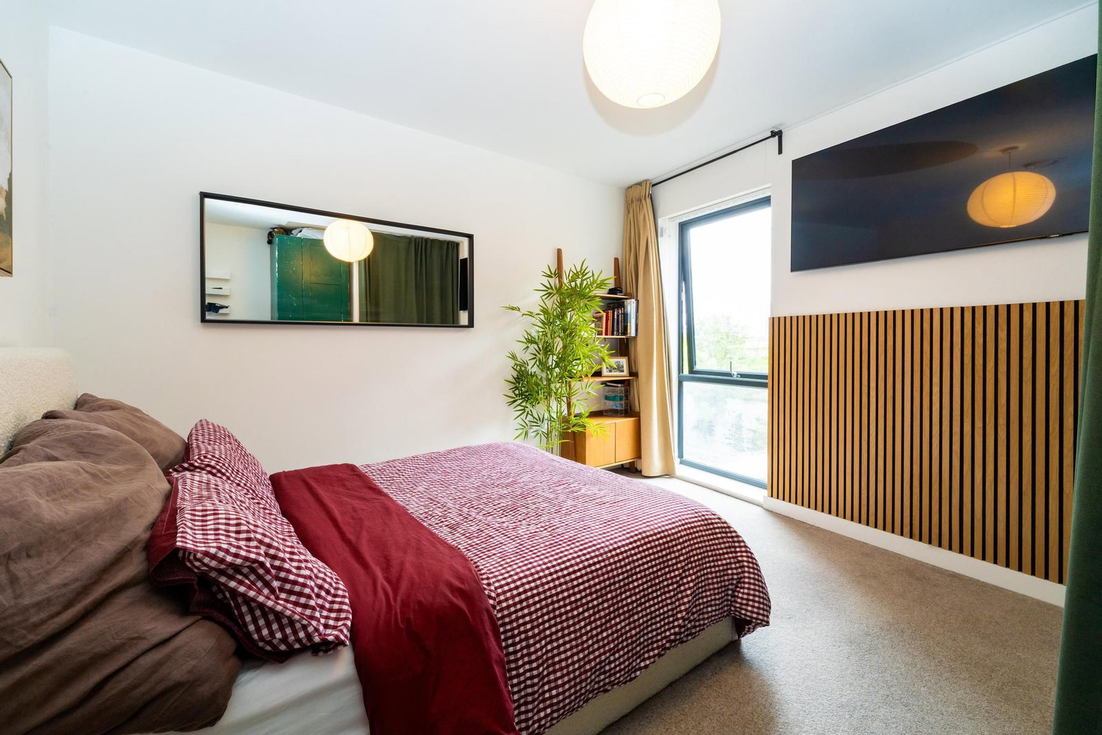 Flat for sale in Ilford, 66 Roden Street, Ilford, Greater London, IG1 2ZR