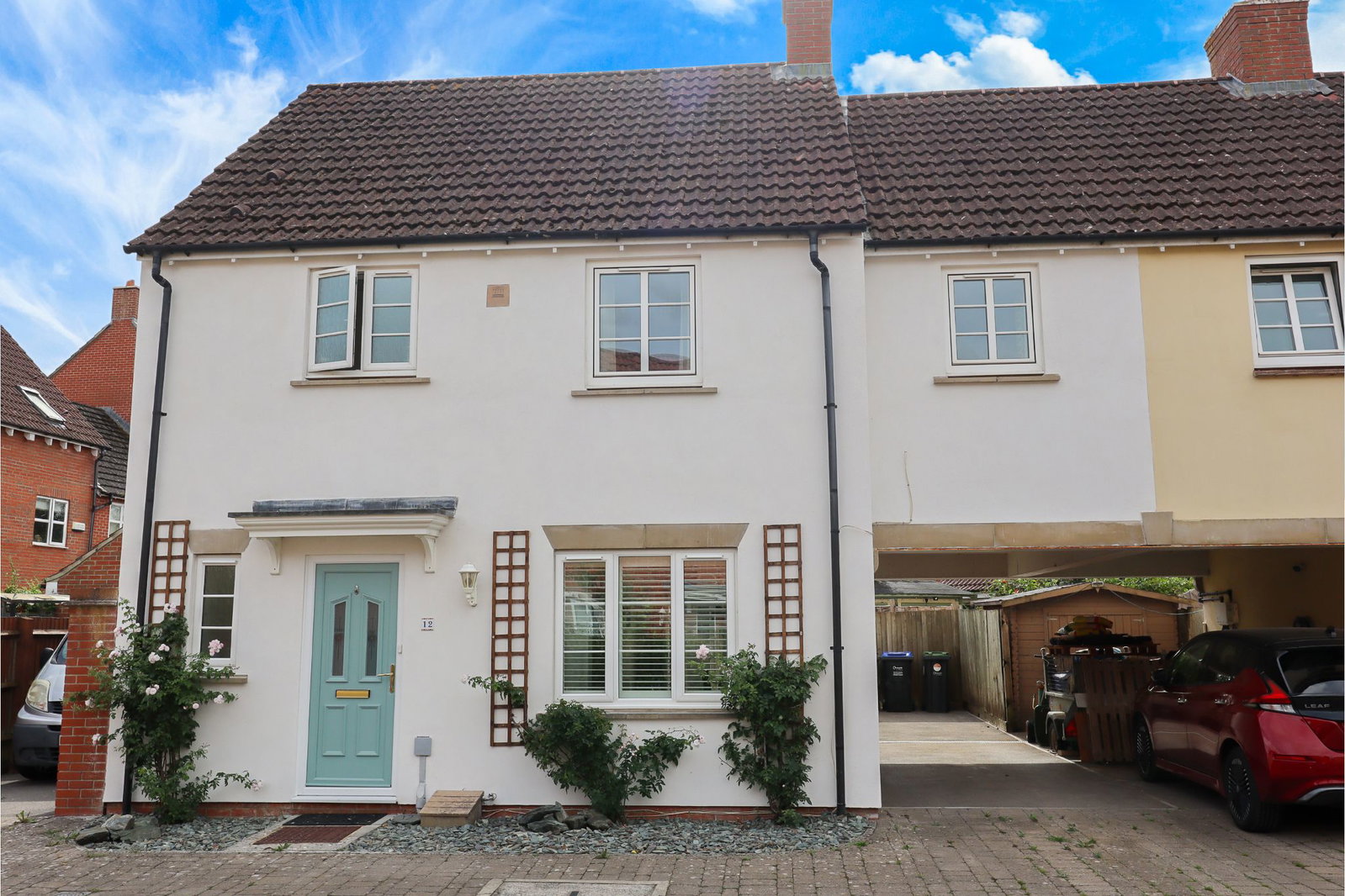 Semi Detached House for sale in Calne, Barbel Close, Calne