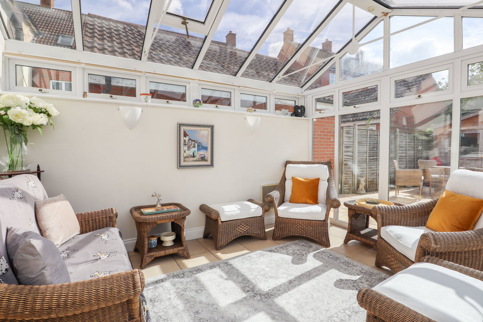 Semi Detached House for sale in Calne, Barbel Close, Calne