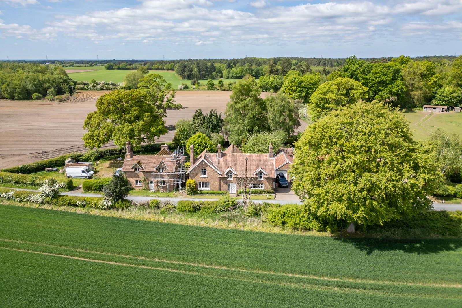 Detached House for sale in York, Ringshall House, Sand Hutton, York, YO41 1JZ, 2318 m²