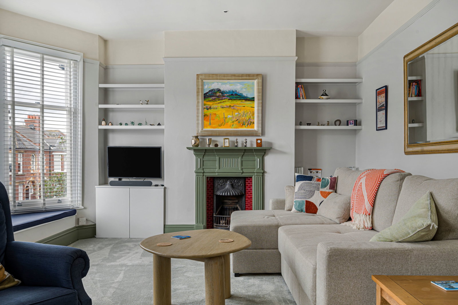 Maisonette for sale in London, Fieldhouse Road, Balham, 895 m²