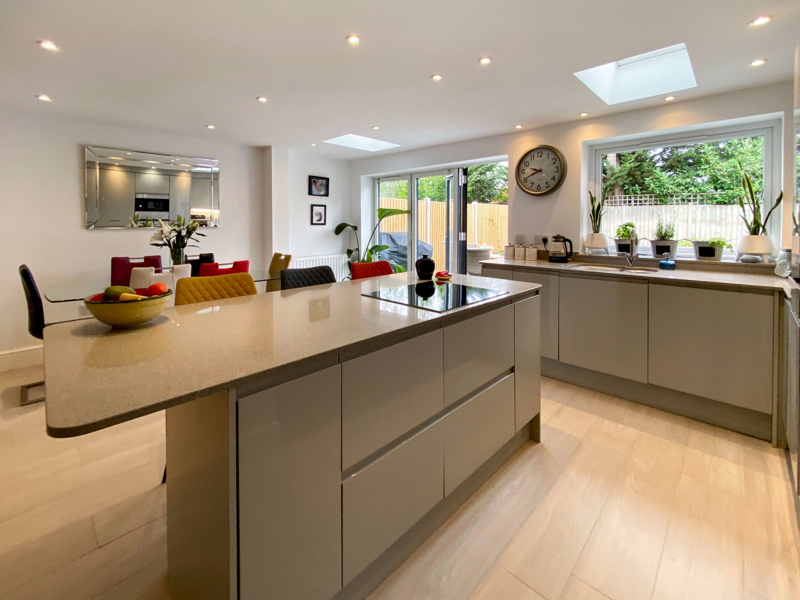 Detached House for sale in Ashford, Siskin Close, Kennington, Ashford, TN25 4QL