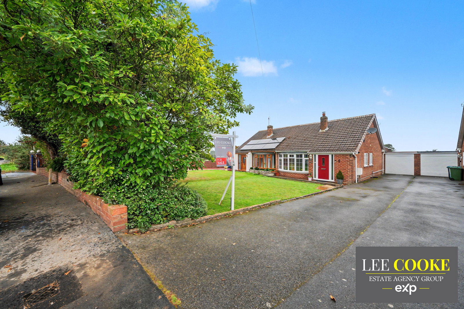 Semi Detached Bungalow for sale in Wolverhampton, Swan Lane, Shareshill, Wolverhampton, WV10 7JU