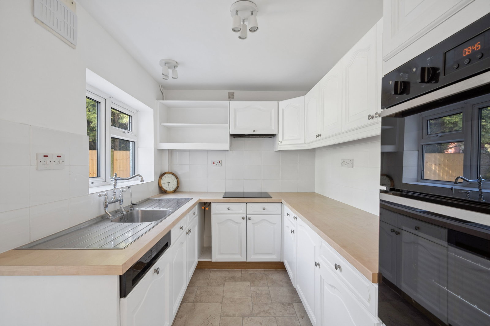 Detached House for sale in Amersham, Grimsdells Lane, Amersham, HP6 6HF