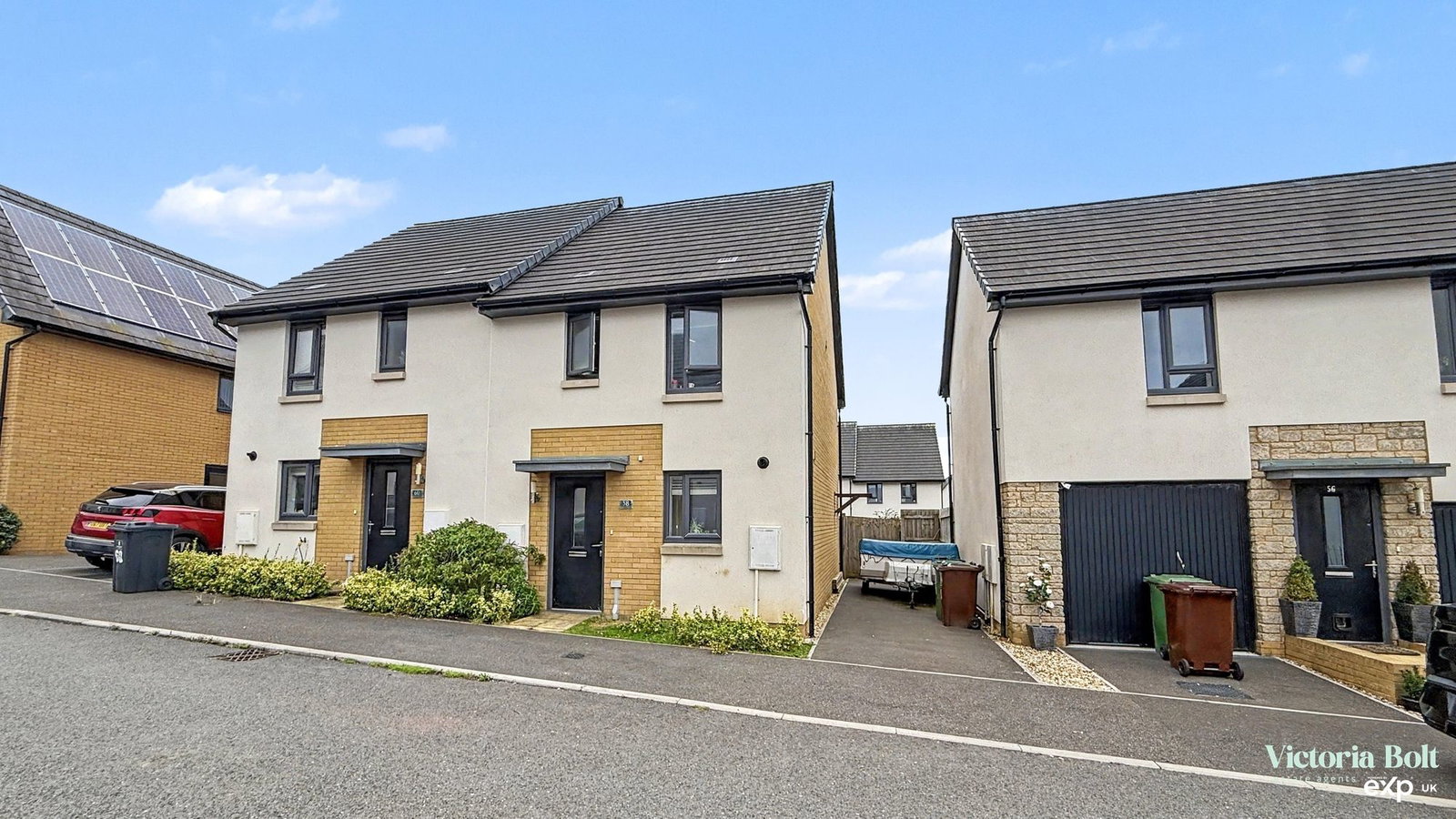 Semi Detached House for sale in Plymouth, Spindle Crescent, Plympton