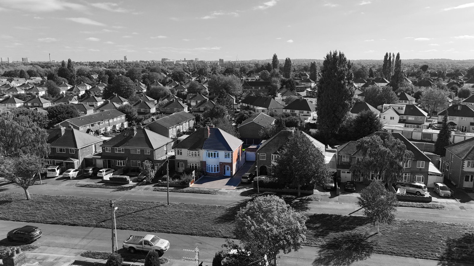 Semi Detached House for sale in Wolverhampton, Lawnswood Avenue, Claregate, Tettenhall, Wolverhampton.