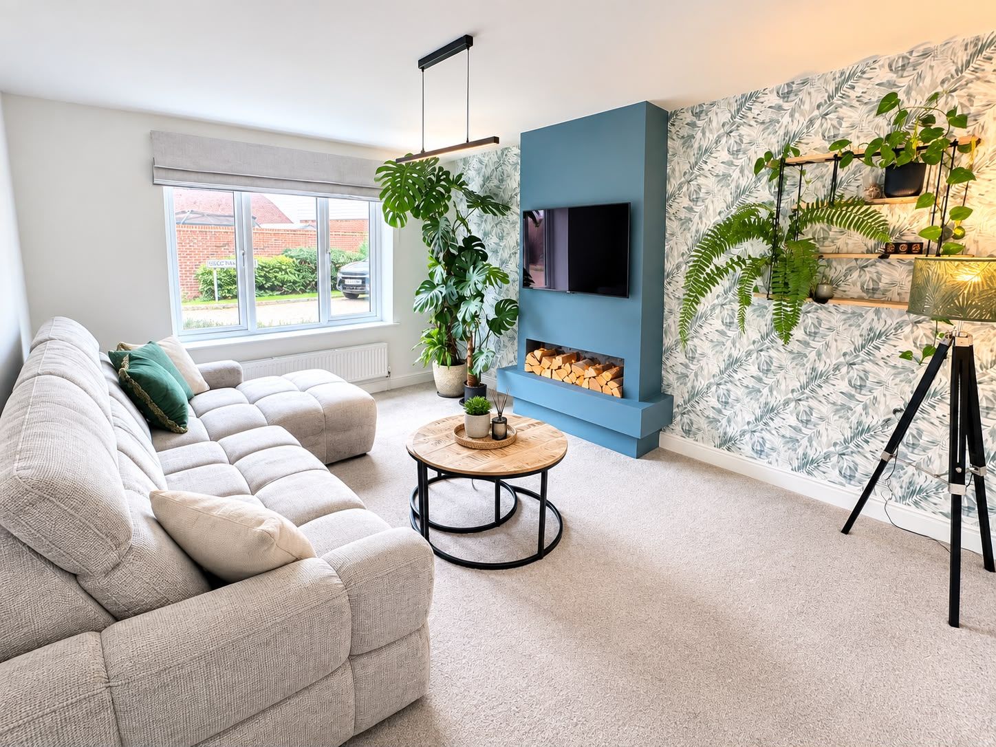 Semi Detached House for sale in Ashford, Siegfried Close, Sellindge, TN25