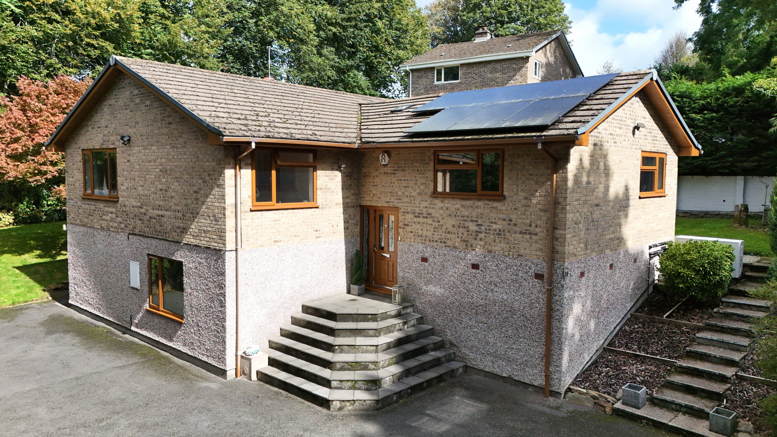 Detached House for sale in Bodmin, Truro Road, Lanivet, Bodmin, PL30 5HF, 1610 m²