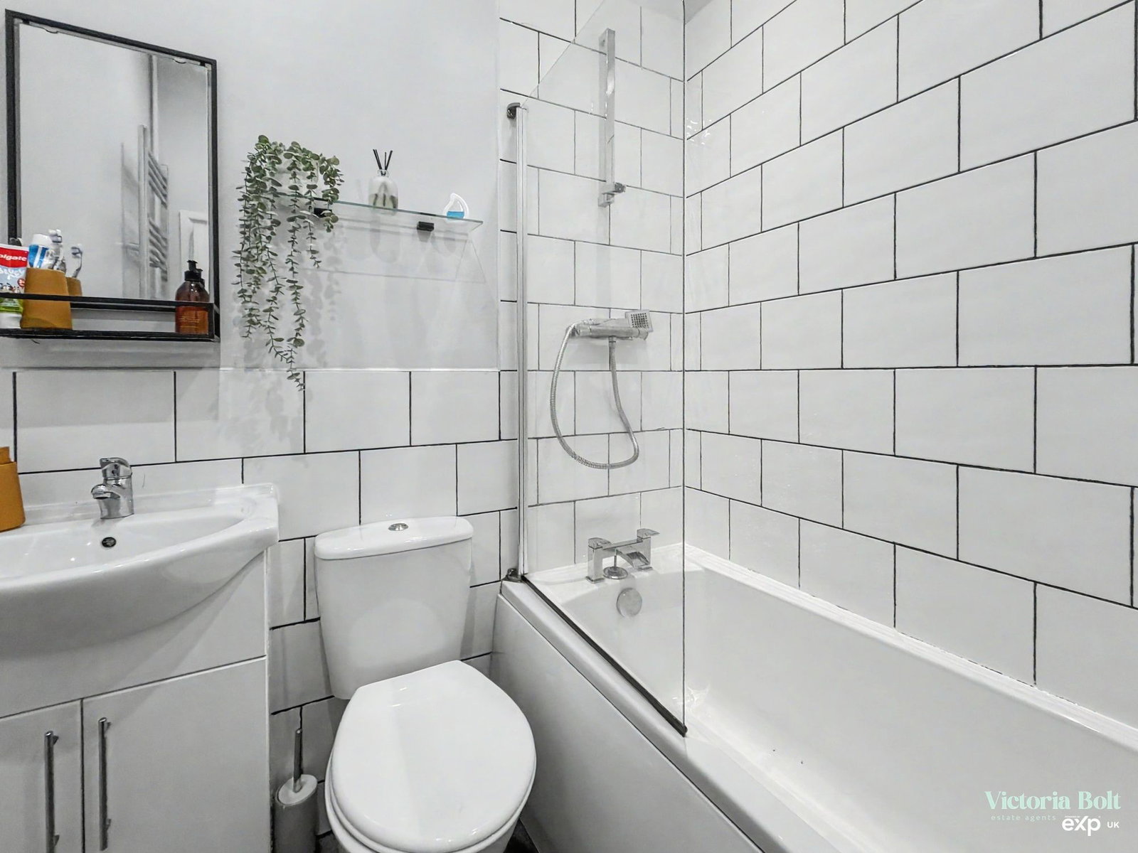 Ground Floor Flat for sale in Plymouth, Ermington Terrace, Mutley, 737 m²