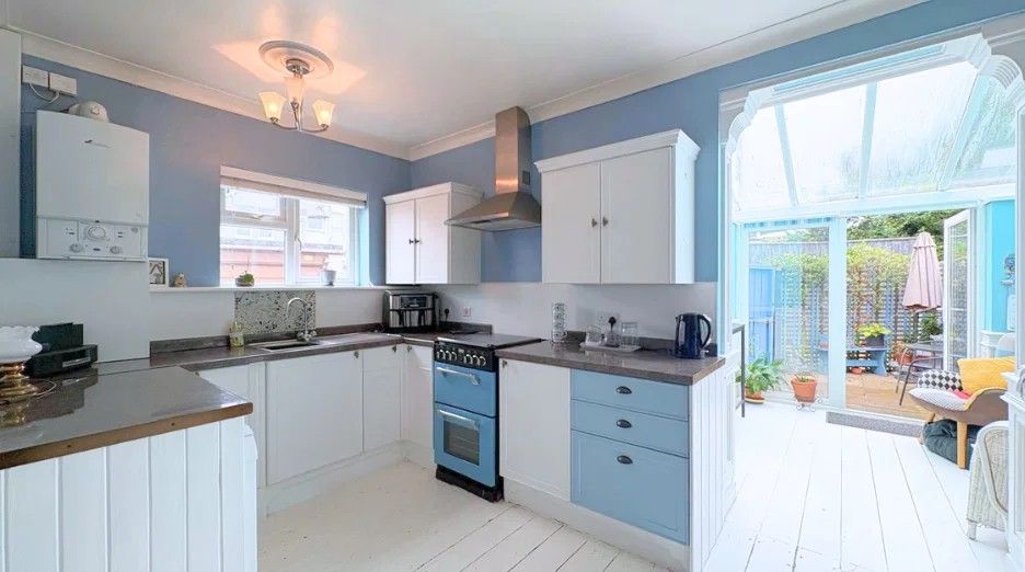 End Of Terrace House for sale in Paignton, Bay View, Paignton, TQ3 2DL
